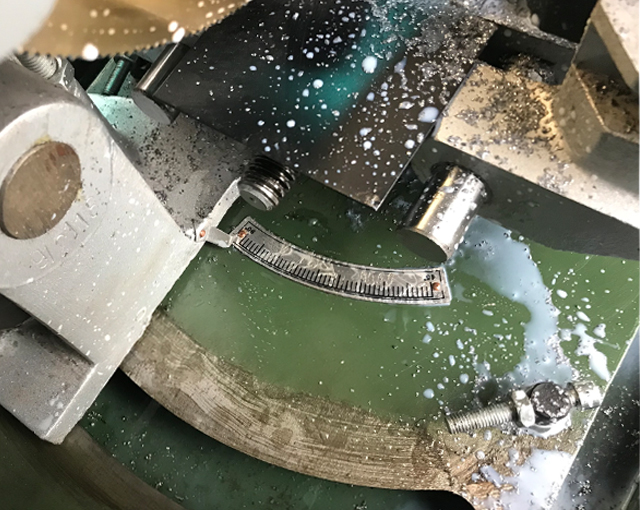 thước chỉnh góc cắt