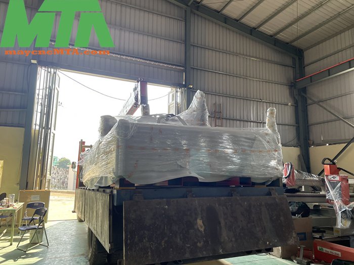 xuat may laser fiber Quang Binh