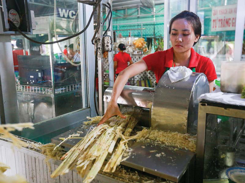 Các bước vệ sinh máy ép nước mía siêu sạch đúng cách