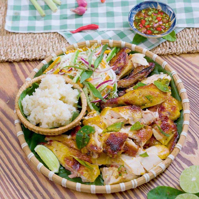 Món gà nướng kiểu Thái thơm ngon vàng ươm