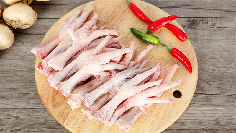 Nguyên liệu làm chân gà sốt cay
