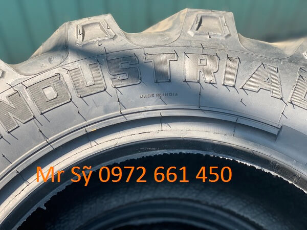 vỏ 10.5 80-18 hay vỏ 12.5 65-18 mới 100% cho xe xúc lật