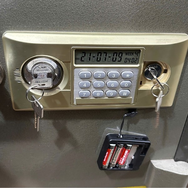 Cách mở két sắt bumil, epoch, rio bằng chìa khóa