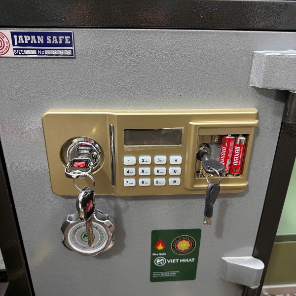 Cách mở két sắt điện tử Việt Nhật PIN ngoài bằng chìa khóa
