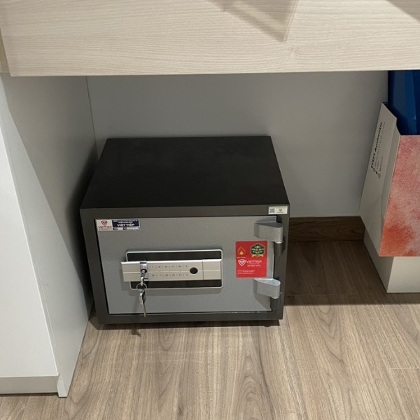 Két sắt thông minh Việt Tiệp KW39FE loại mini cao cấp