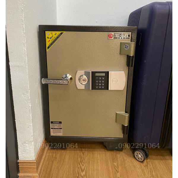 Lắp đặt két sắt điện tử hàn Quốc E100DT cho căn hộ cao cấp