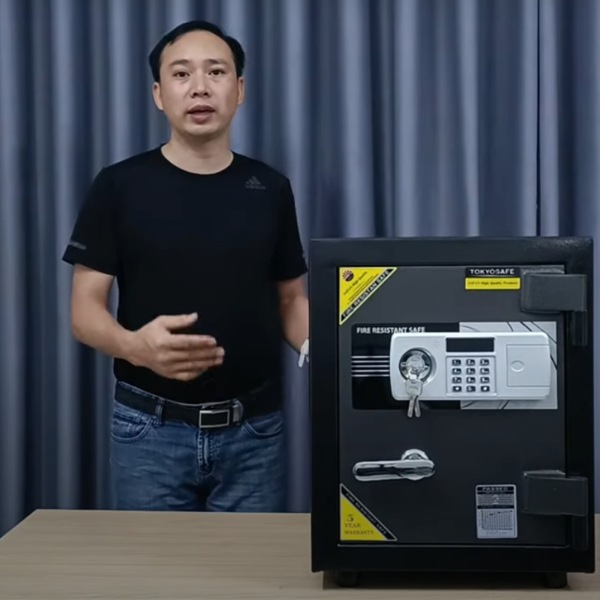 Nguyễn Đức Phương và két sắt tokyo safe