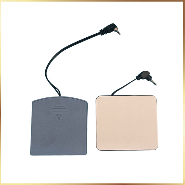 Hộp tiếp PIN két sắt có 2 loại chân: chân to 3.5mm và chân nhỏ 2.5 mm