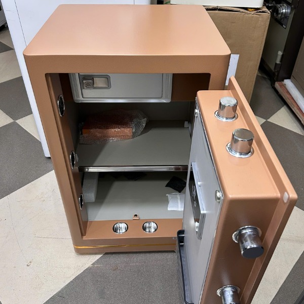 Két sắt AFB HK-A1/D-70HM có nội thất rộng để hồ sơ tài liệu