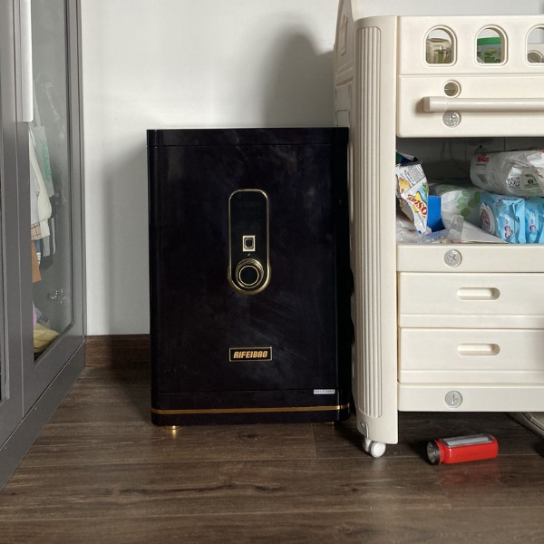 Hình ảnh thực tế Két sắt AifeiBao HK-A1D-70TLB vân tay nhập khẩu kết nối điện thoại