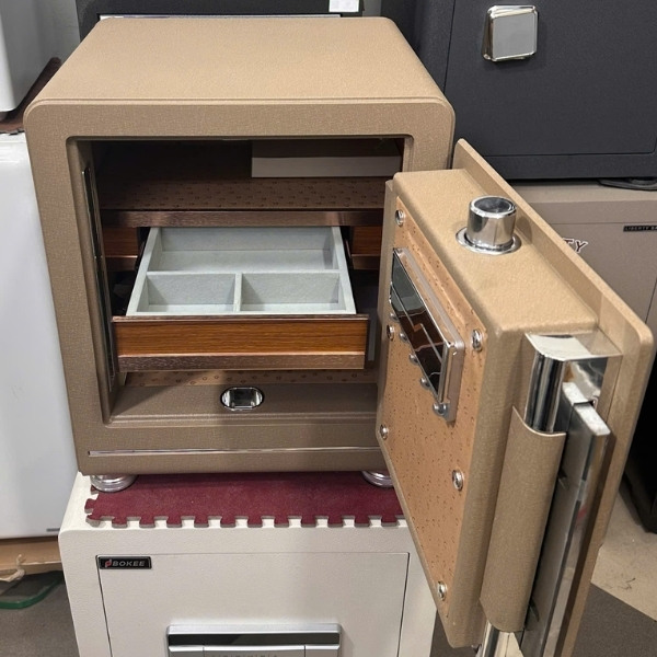 Két sắt Bofa BFV-45BJ có khay để trang sức