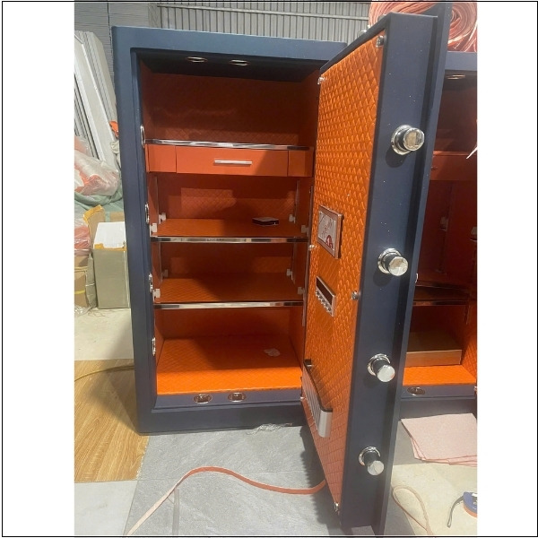 Két sắt Bokee BK100FI có nội thất bọc da màu cam chống cháy 1000 độ C trong 2 giờ