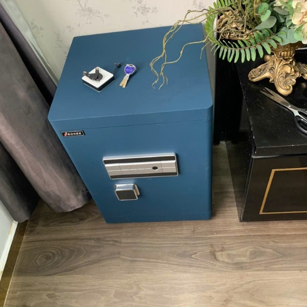 Lắp đặt két sắt Bokee BK60C vân tay kết nối điện thoại cho gia đình