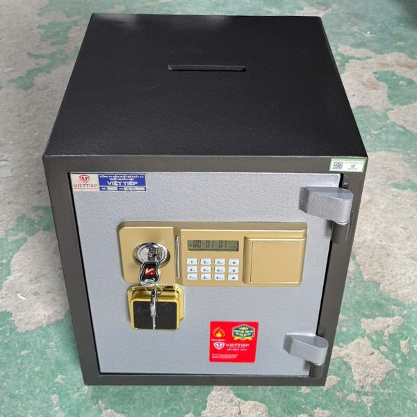 Két sắt có khe bỏ tiền KW50ECD an toàn dễ sử dụng với mã điện tử