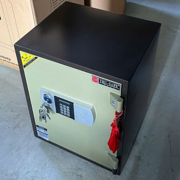 Két sắt Hàn Quốc Trusafe HQ683DT điện tử chống cháy dễ sử dụng để thay TAB đầu giường