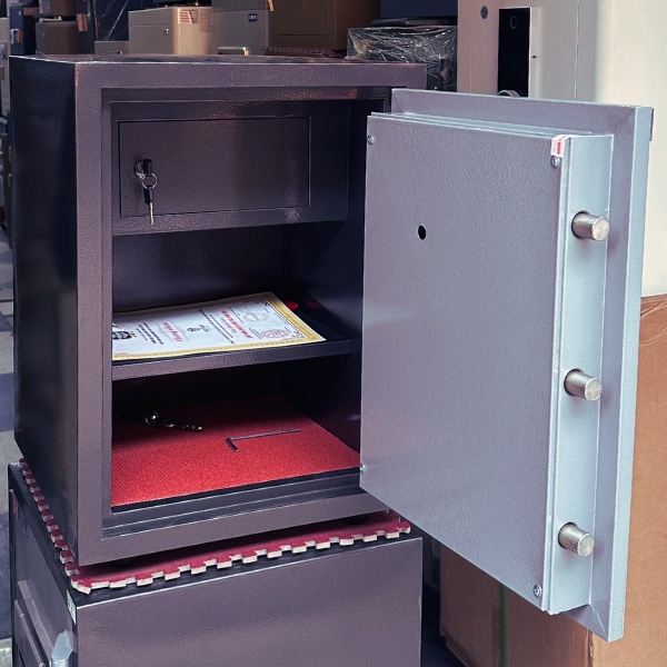 Két sắt khóa cơ đổi mã Việt Tiệp KW58DM chống cháy có nội thất để được giấy tờ