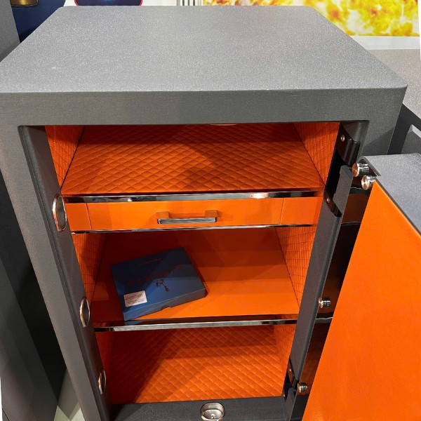 Két sắt Liberty LB1000PRO vân tay điện tử an toàn chống cháy 1200 độ C trong 2 giờ