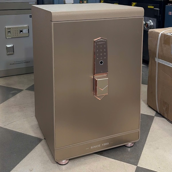 Két sắt Liberty LB68 S5II thông minh cài được 10 mã điện tử và 100 vân tay