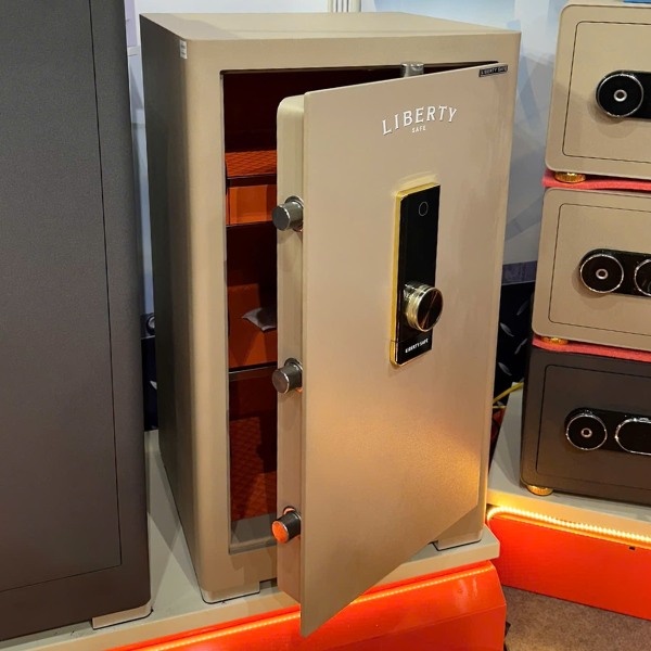 Két sắt Liberty LB88PR Vân tay có kết cấu thép cao cấp dày 1cm