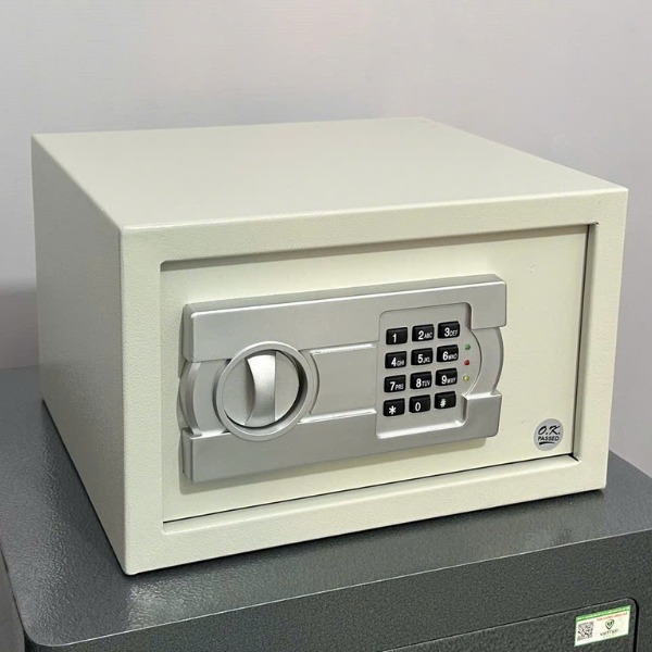 Két sắt mini nhỏ nhất TH25E điện tử màu trắng