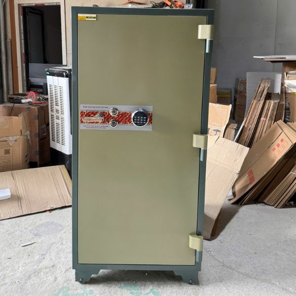 Két sắt ngân hàng K400E điện tử bảo vệ 3 lớp khóa( 2 ổ chìa + 1 ổ điện tử)
