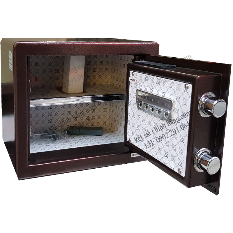 Hình ảnh bên trong két sắt khách sạn