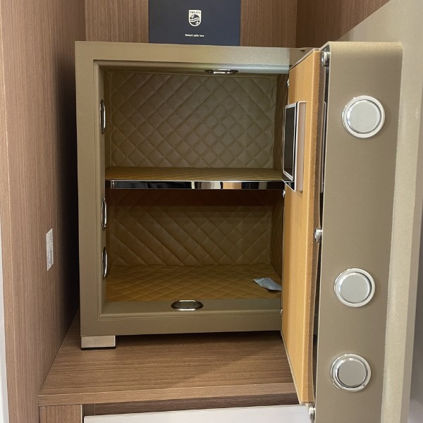 Nội thất két sắt Philips SBX202-5C0 màu gold vân tay nhập khẩu