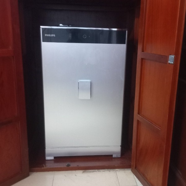 Két sắt Philips SBX701-7B0 nhập khẩu lắp để trong tủ