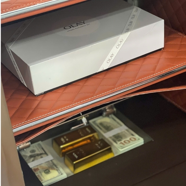 Két sắt PLD900GL-0P thông minh an toàn có ngăn hầm bí mật có khóa riêng