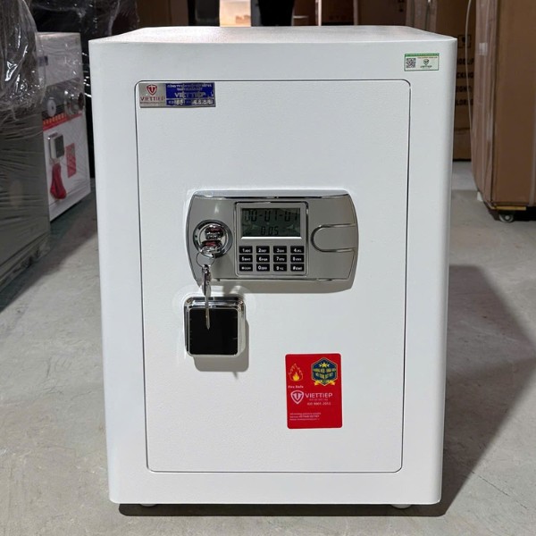 Két sắt Tài lộc Việt Tiệp KW63SCE điện tử chốn trộm với thép tấm 7 ly và nặng tới 70kg