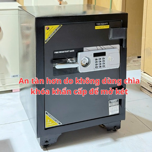 Két sắt tokyo điện tử an toàn hơn do không dùng chìa khóa khẩn cấp để mở ( bảo vệ 2 lớp chìa chính + bấm số điện tử)