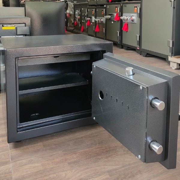 Nội thất Két sắt TOKYO TKO43 khóa cơ đổi mã chia 2 ngăn để được giấy tờ
