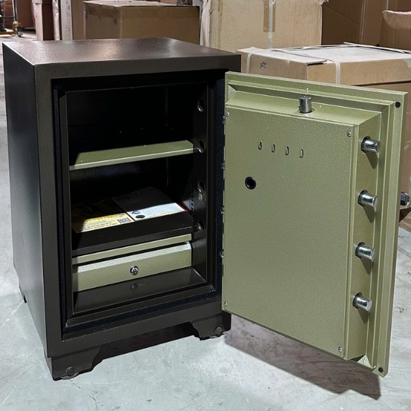 Nội thất két sắt trusafe TH120DMkhóa cơ đổi mã