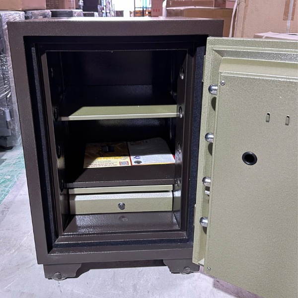 Nội thất két sắt trusafe TH125 khóa cơ đổi mã