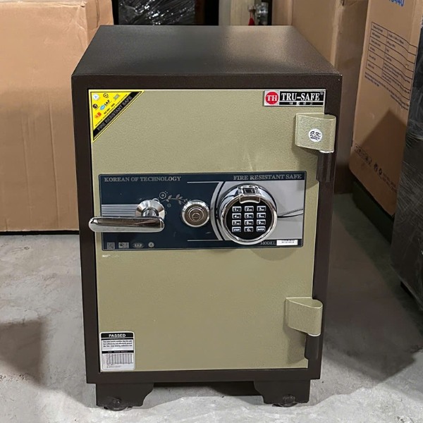 Hình ảnh thực tế két sắt Hàn Quốc Trusafe TH635 vân tay điện tử