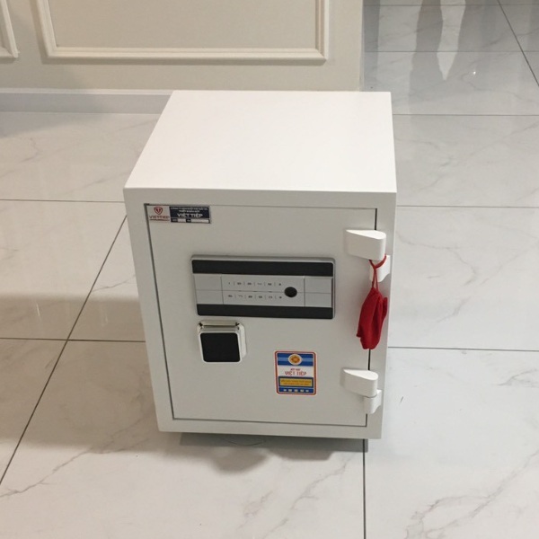 Lựa chọn loại két sắt Việt Tiệp thông minh màu trắng vừa đẹp, phù hợp cho nội thất màu trắng