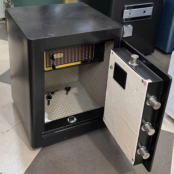 Nội thất Két sắt Việt Nhật VN-50AH màu đen