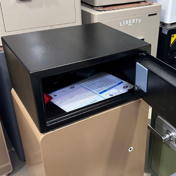 Nội thất Két sắt việt tiệp KVT36 mini khách sạn màu đen