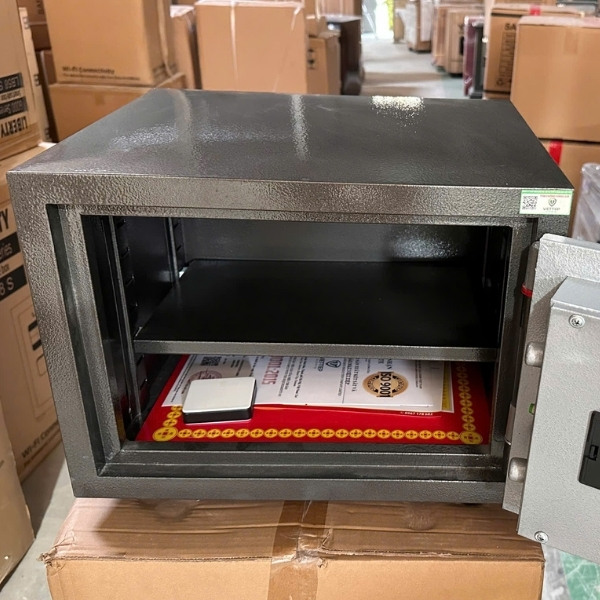 Nội thất két sắt mini thông minh Việt Tiệp KW39FE kết nối điện thoại