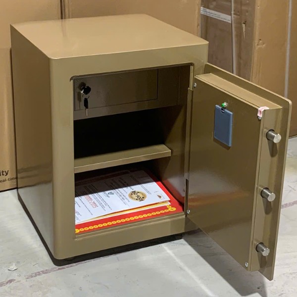 Nội thất Két sắt Việt Tiệp KW58SCE điện tử màu gold