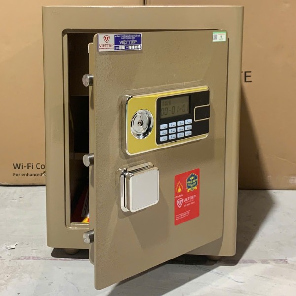 Két sắt Việt Tiệp KW58SCE điện tử màu gold an toàn chống cháy