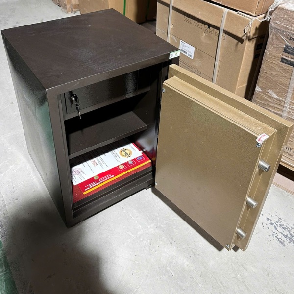 Nội thất Két sắt Việt Tiệp KW62E khóa điện tử chống cháy để vừa giấy tờ A3, A4