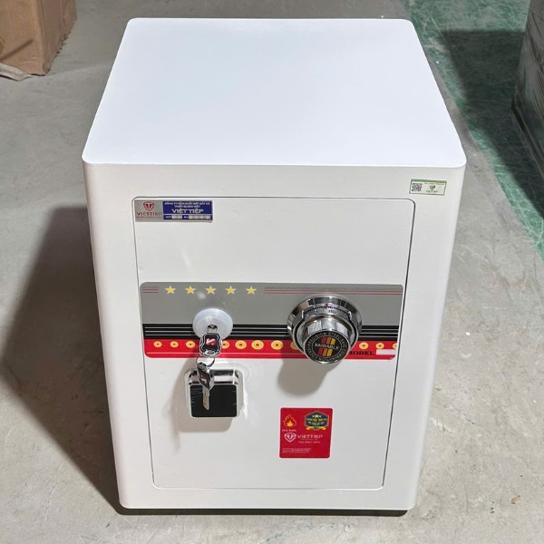 Két sắt tài lộc Việt Tiệp KW63SCDM cơ đổi mã bảo mật chống trộm với thép đúc dày 7 ly