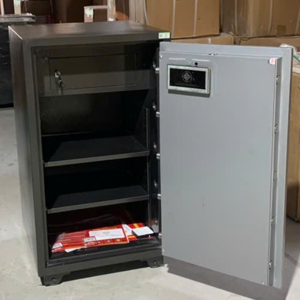 Két sắt Việt Tiệp KW90FID nhận diện khuôn mặt kết nối điện thoại có nội thất rộng 4 ngăn