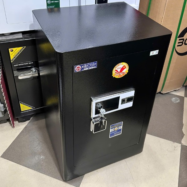 Két sắt Việt Tiệp KW82-SCFE vân tay điện tử bền đẹp màu đen cao cấp