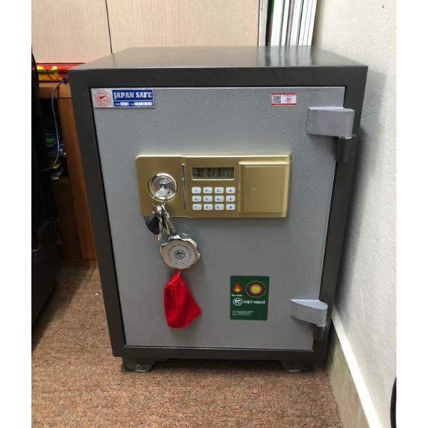 Lắp đặt két sắt Việt Nhật VN79DT điện tử cho gia đình