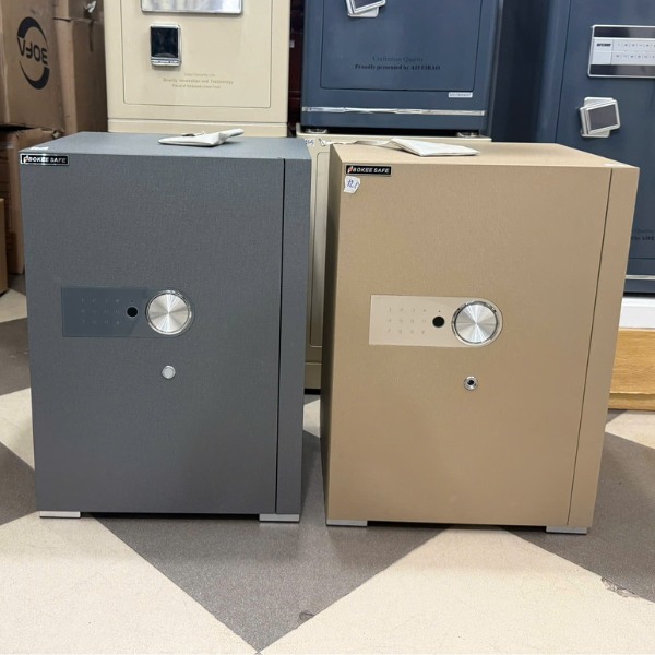 Anh chị thích BK60H màu xanh hay màu vàng đồng?