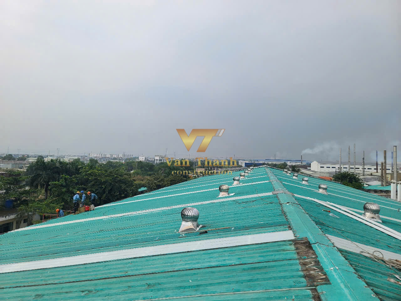 sửa chữa mái nhà xưởng Bình Dương