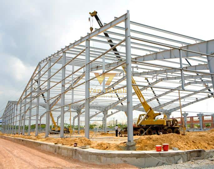 xây nhà xưởng khung thép tiền chế