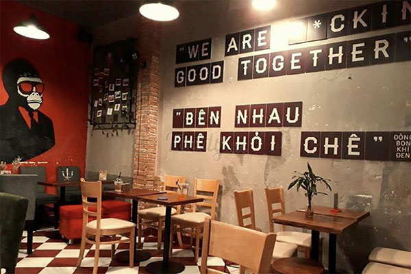 Quán Monkey In Black